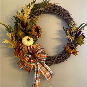 Wreath, door, grapevine